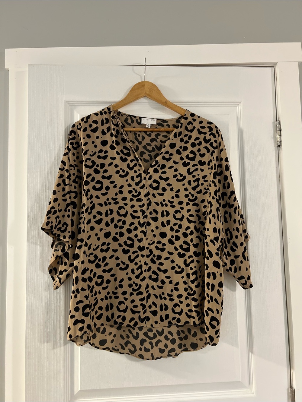 Witchery Leopard Print V-Neck Blouse Top